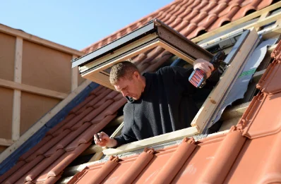 Pose de fenêtres de toit Velux à Ausseing